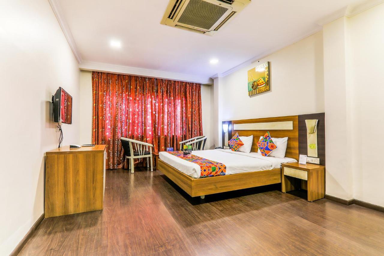 Fabhotel Royal Star Madras Buitenkant foto