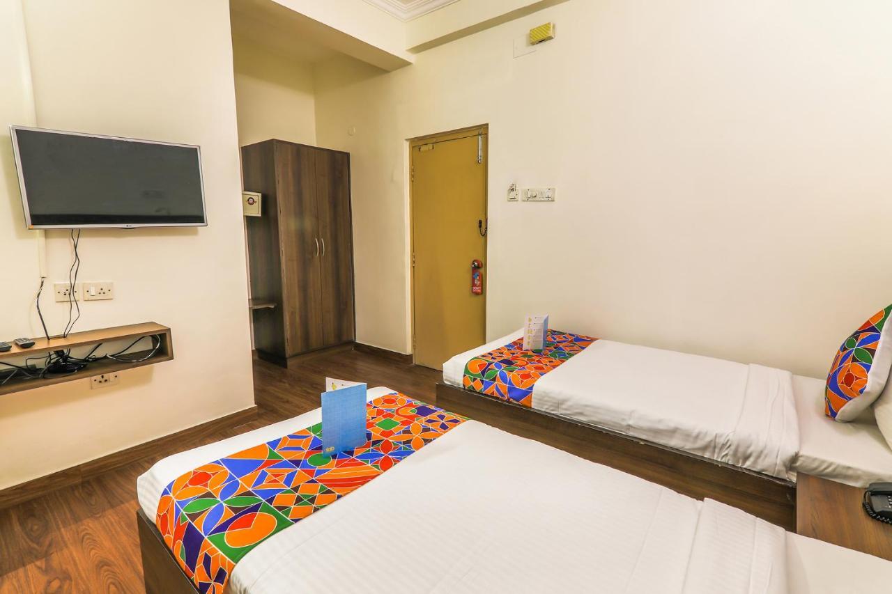 Fabhotel Royal Star Madras Buitenkant foto